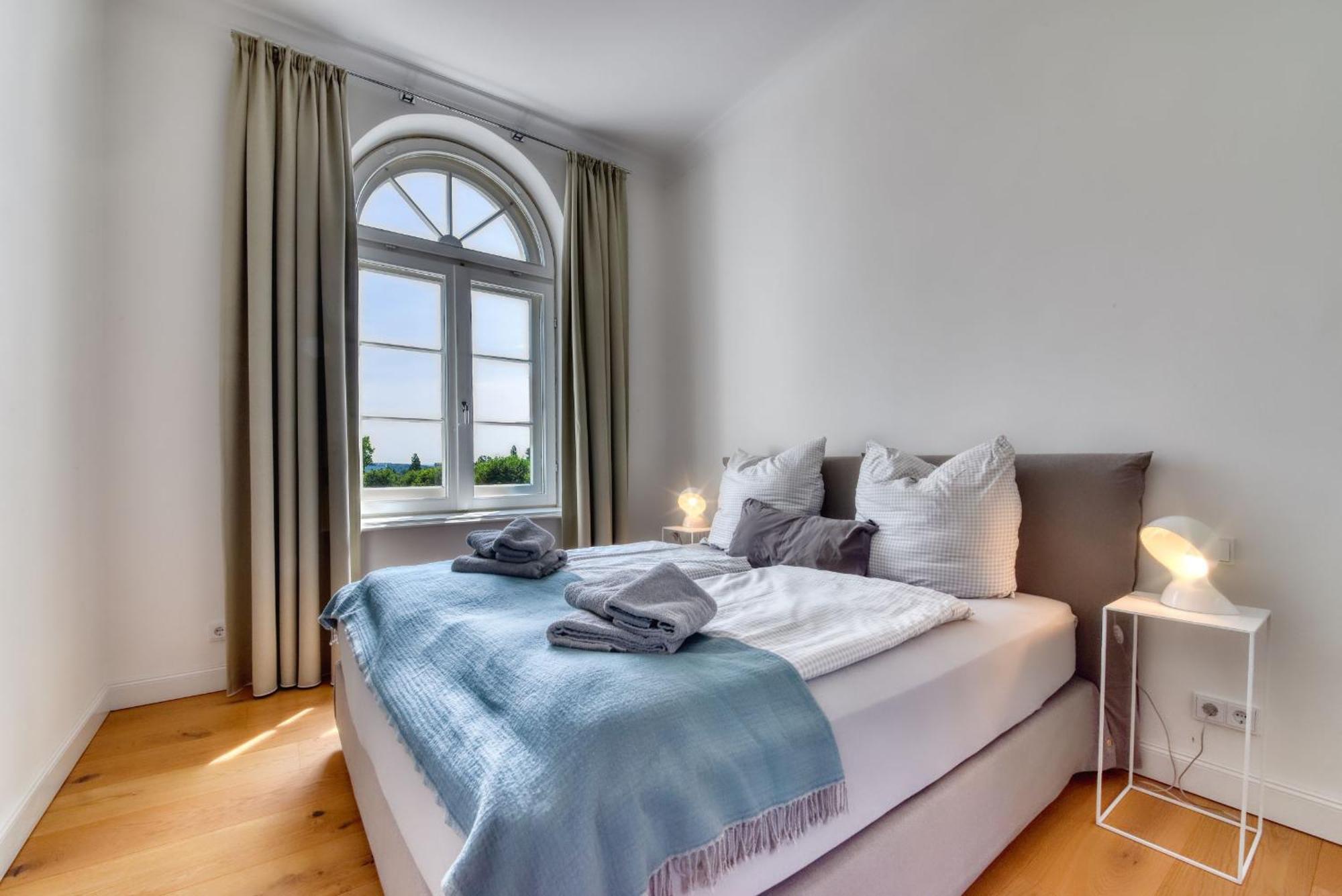 Ferienwohnung Fuerst Malte Loft I Design & Pool Putbus Exterior foto